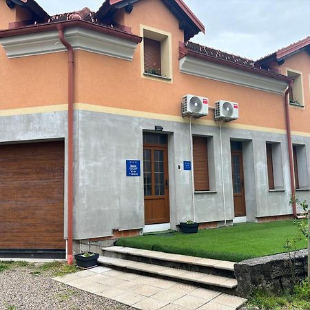 Apartman Galerija أوغولين المظهر الخارجي الصورة