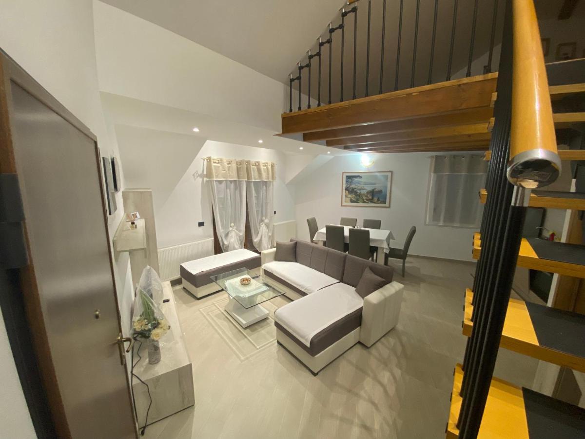 Apartman Galerija أوغولين المظهر الخارجي الصورة