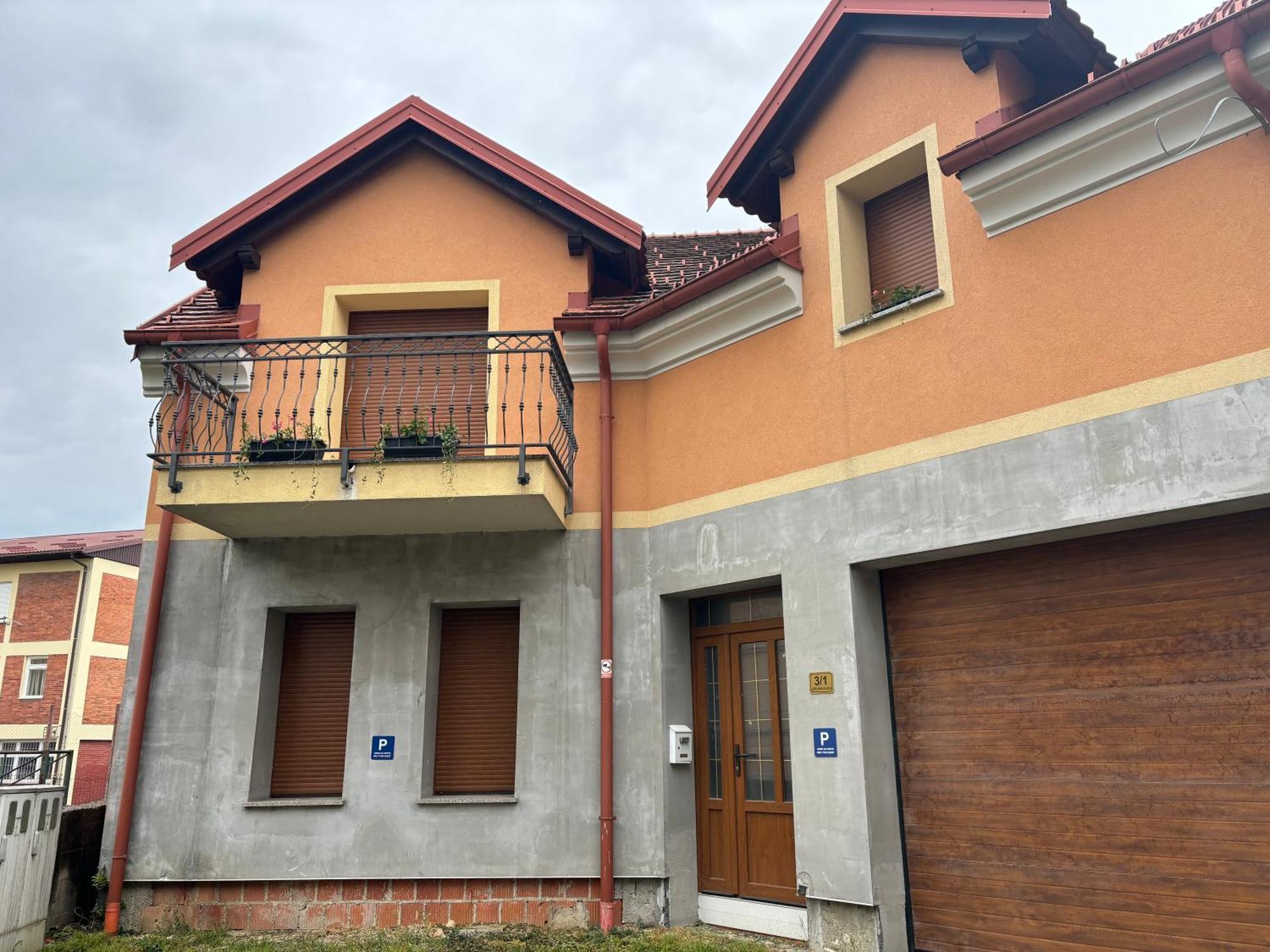 Apartman Galerija أوغولين المظهر الخارجي الصورة