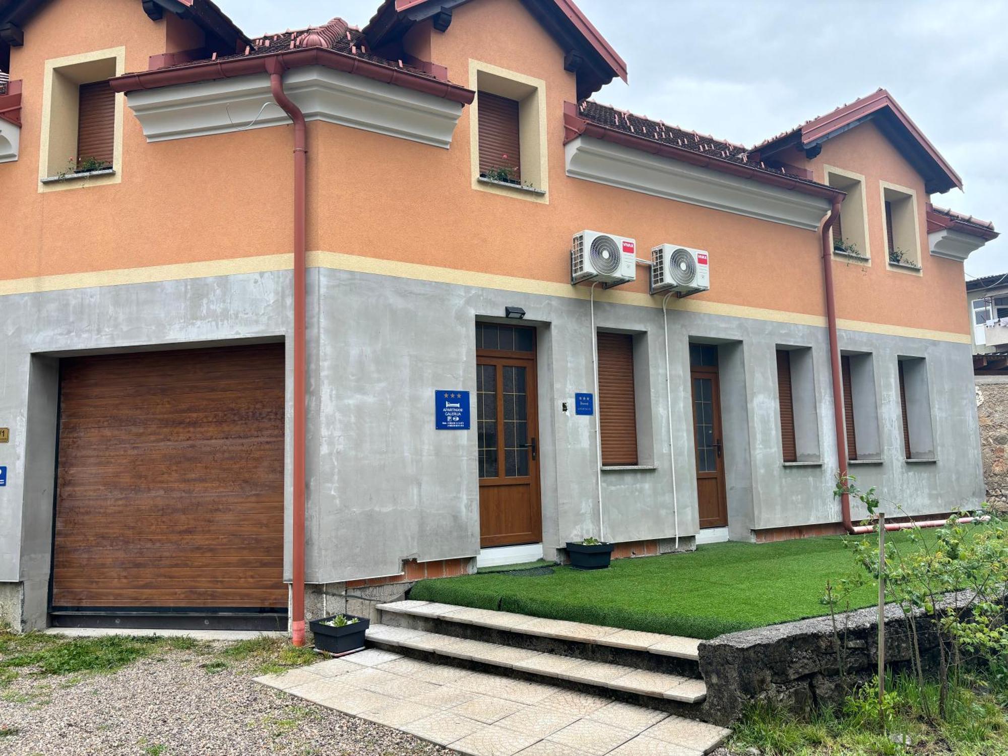 Apartman Galerija أوغولين المظهر الخارجي الصورة