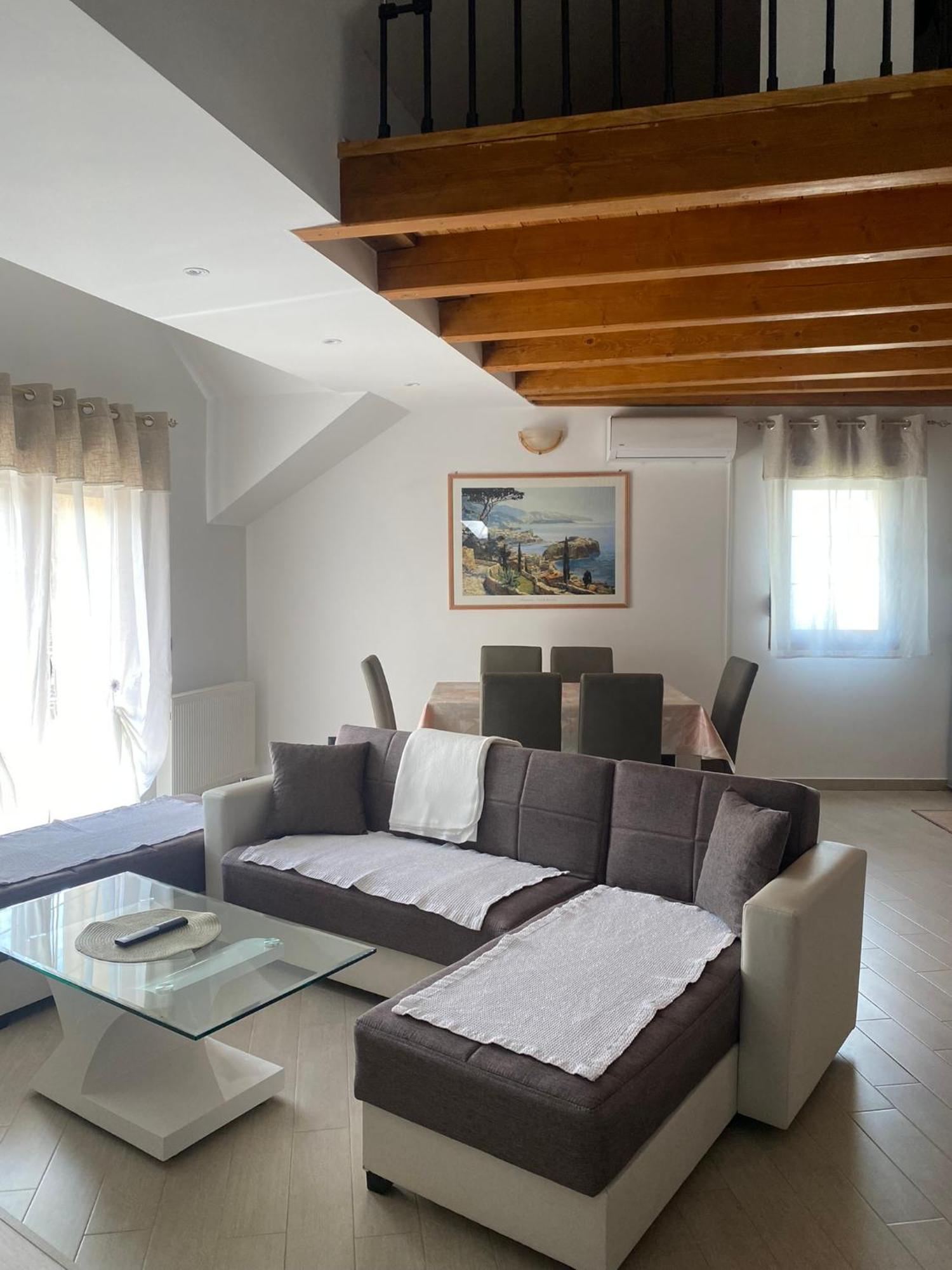 Apartman Galerija أوغولين المظهر الخارجي الصورة